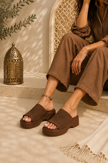 Casual sandals